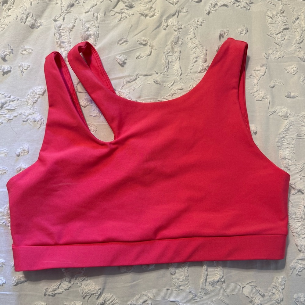 Women’s Sports Bra